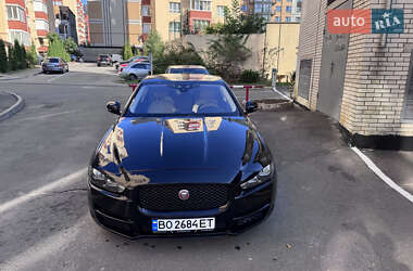 Седан Jaguar XE 2017 в Хмельницькому