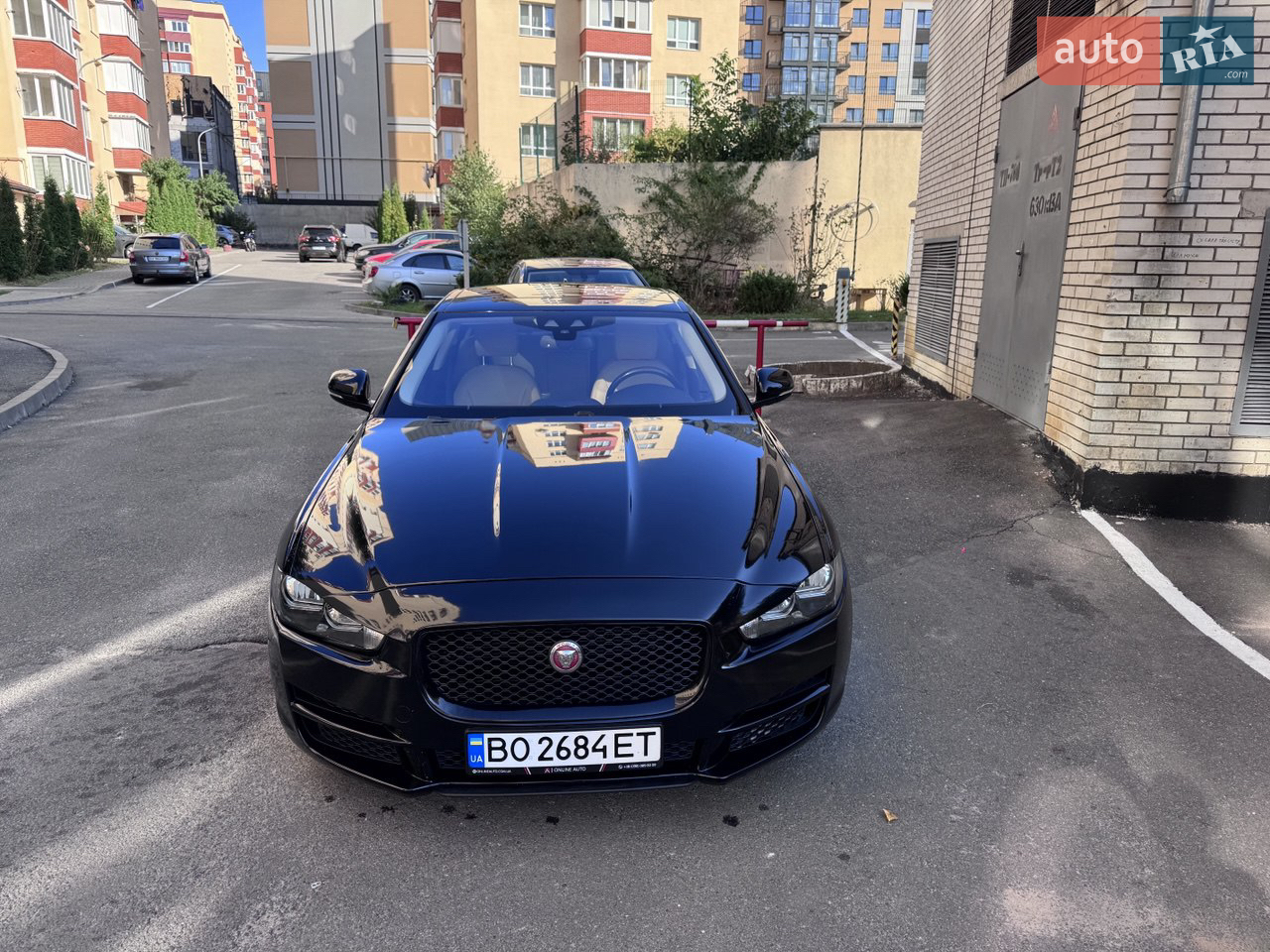 2016 Jaguar XE - мініатюра 21