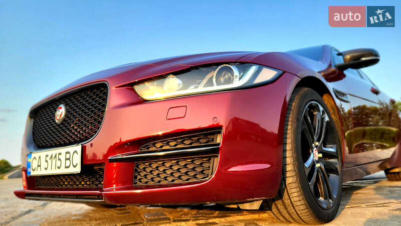 Седан Jaguar XE 2015 в Черкассах