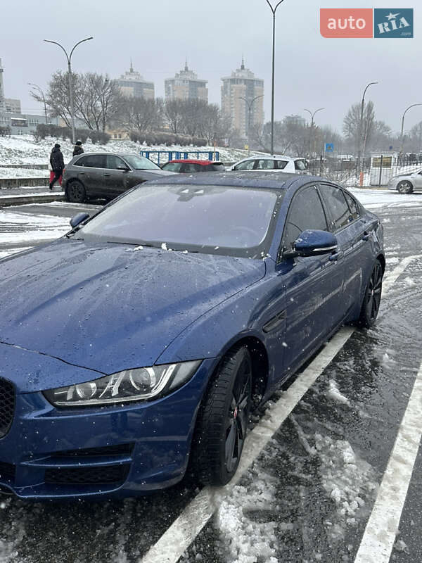 Седан Jaguar XE 2016 в Киеве фото 10 Седан Jaguar XE 2016 в Киеве