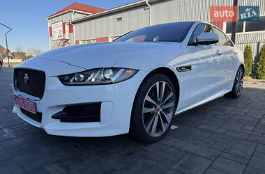 Седан Jaguar XE 2019 в Луцьку