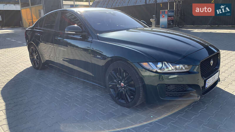 Седан Jaguar XE 2016 в Хмельницком