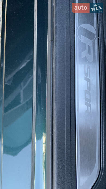 Седан Jaguar XE 2016 в Хмельницком