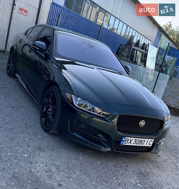 Седан Jaguar XE 2016 в Хмельницком