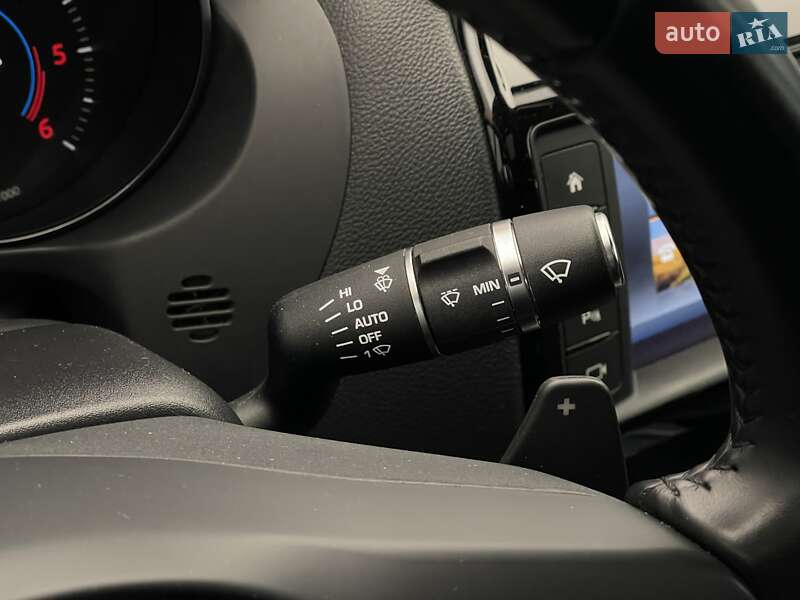 Седан Jaguar XE 2016 в Киеве