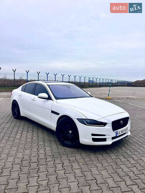 Седан Jaguar XE 2016 в Одессе