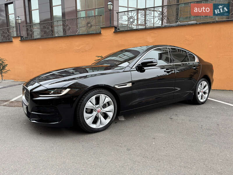 Седан Jaguar XE 2020 в Одессе