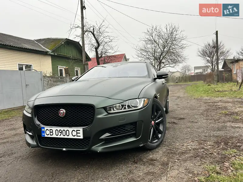 Jaguar XE
