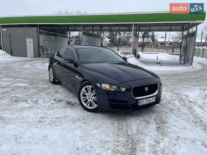 Седан Jaguar XE 2016 в Ивано-Франковске фото 16 Седан Jaguar XE 2016 в Ивано-Франковске