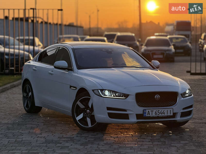 Jaguar XE 2016