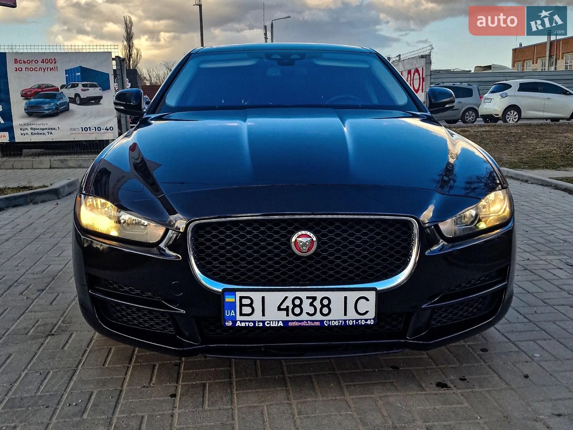 2016 Jaguar XE - мініатюра 2