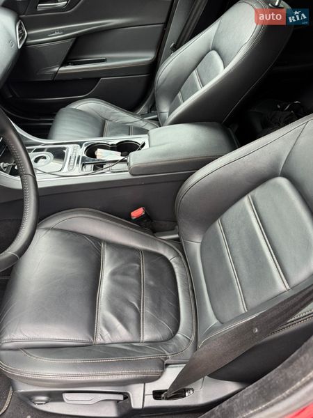 Седан Jaguar XE 2015 в Одесі фото 18 Седан Jaguar XE 2015 в Одесі