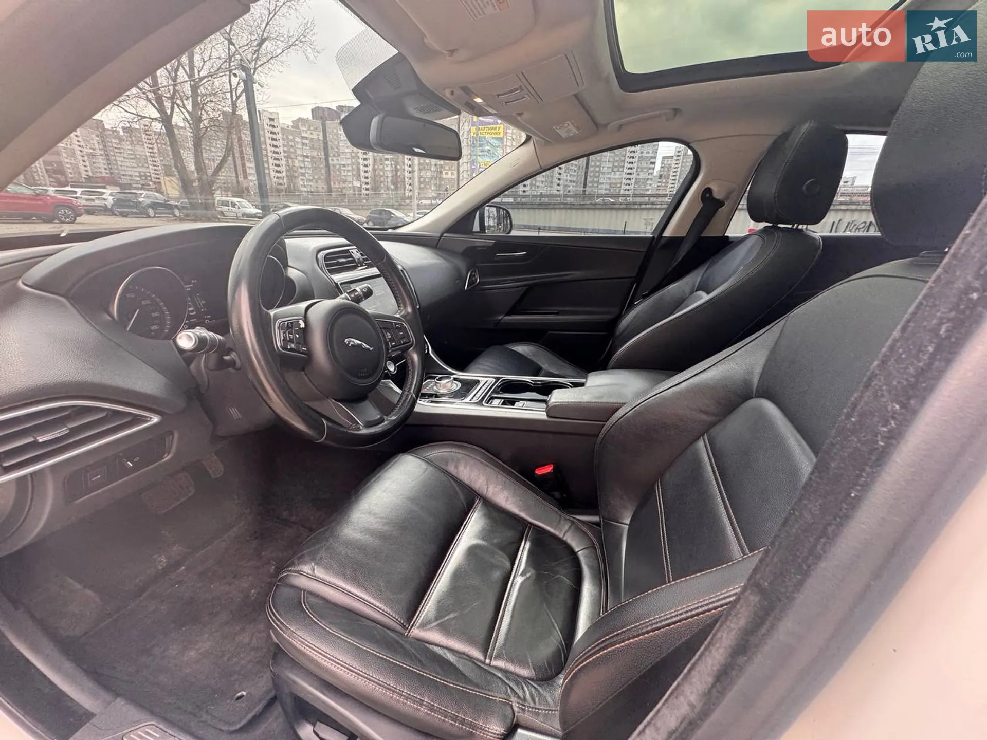 2015 Jaguar XE - мініатюра 48