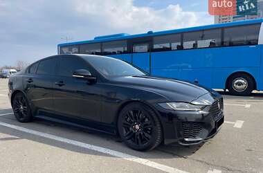 Седан Jaguar XE 2021 в Києві
