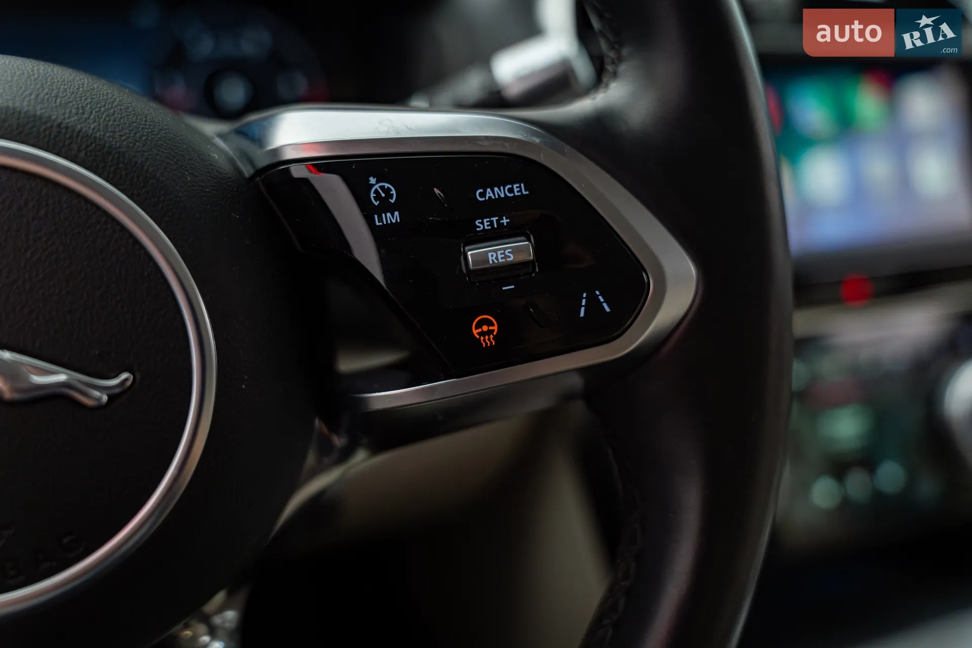 2020 Jaguar XE - мініатюра 13