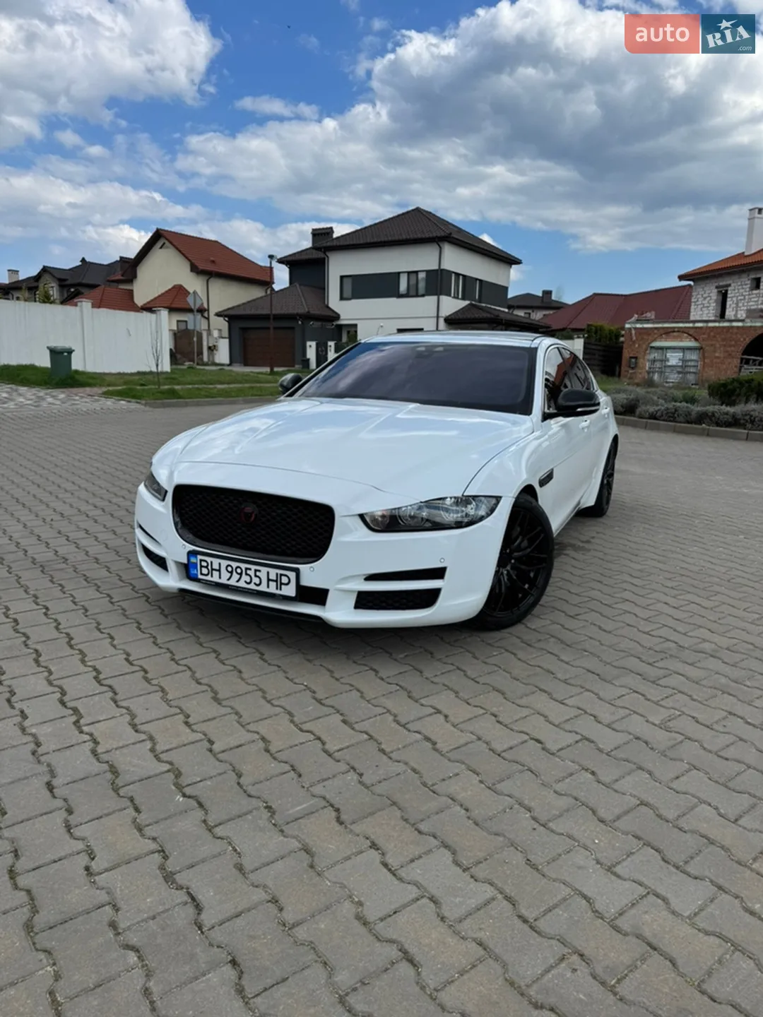 2018 Jaguar XE - фото 1