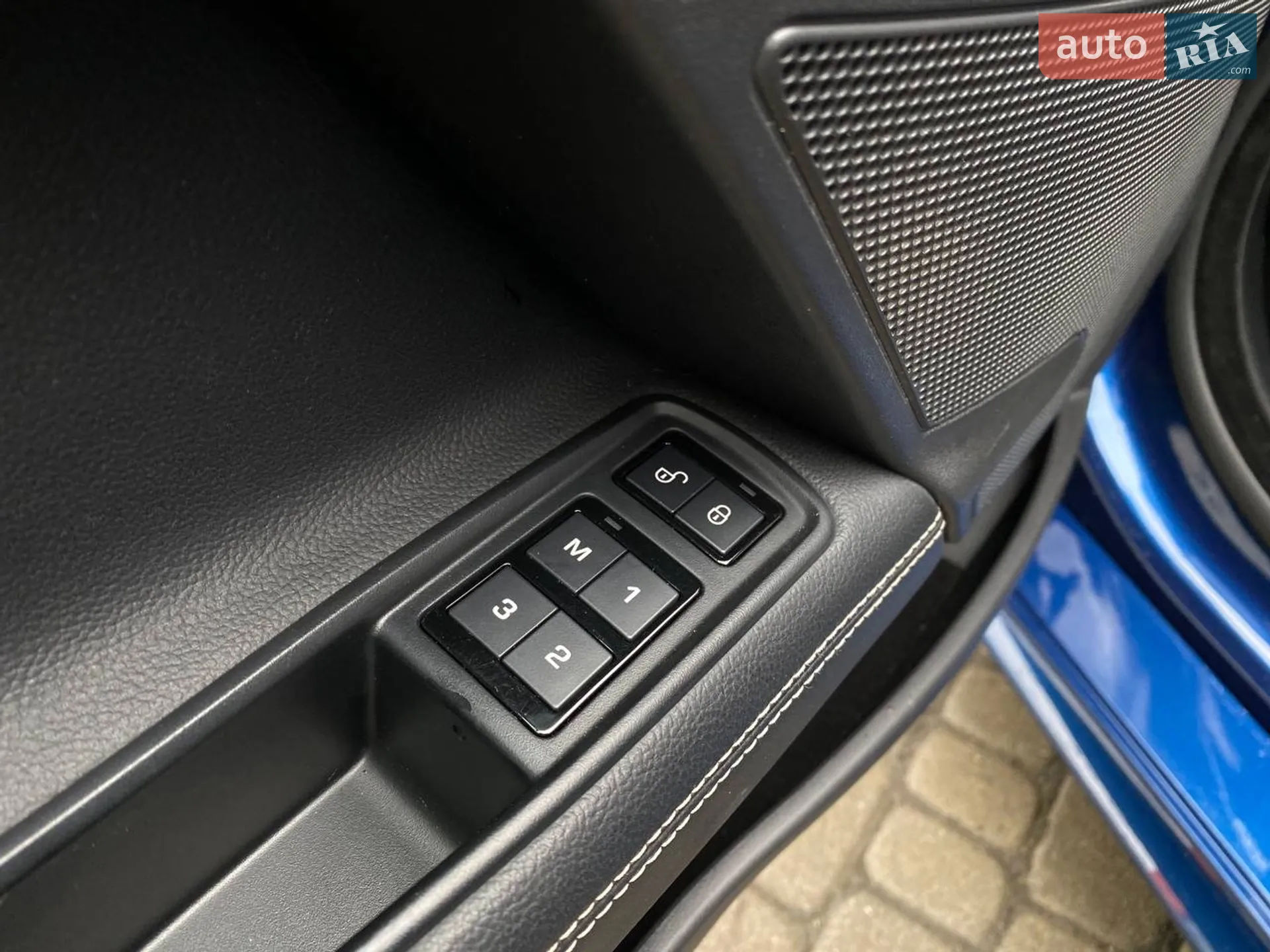 2015 Jaguar XE - мініатюра 16