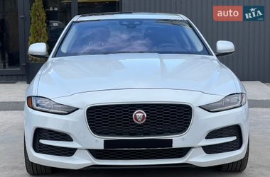 Седан Jaguar XE 2019 в Києві