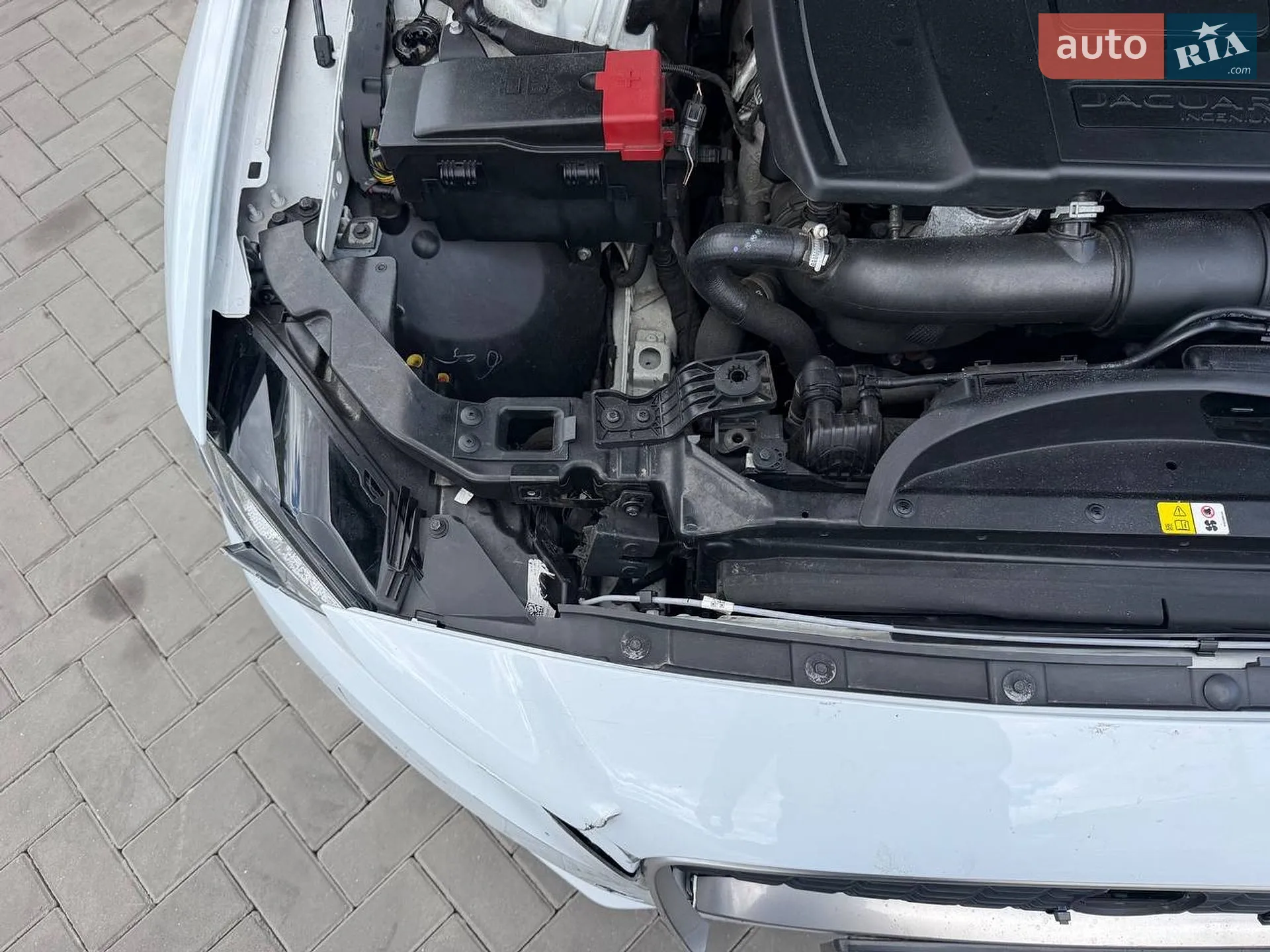 2019 Jaguar XE - мініатюра 20