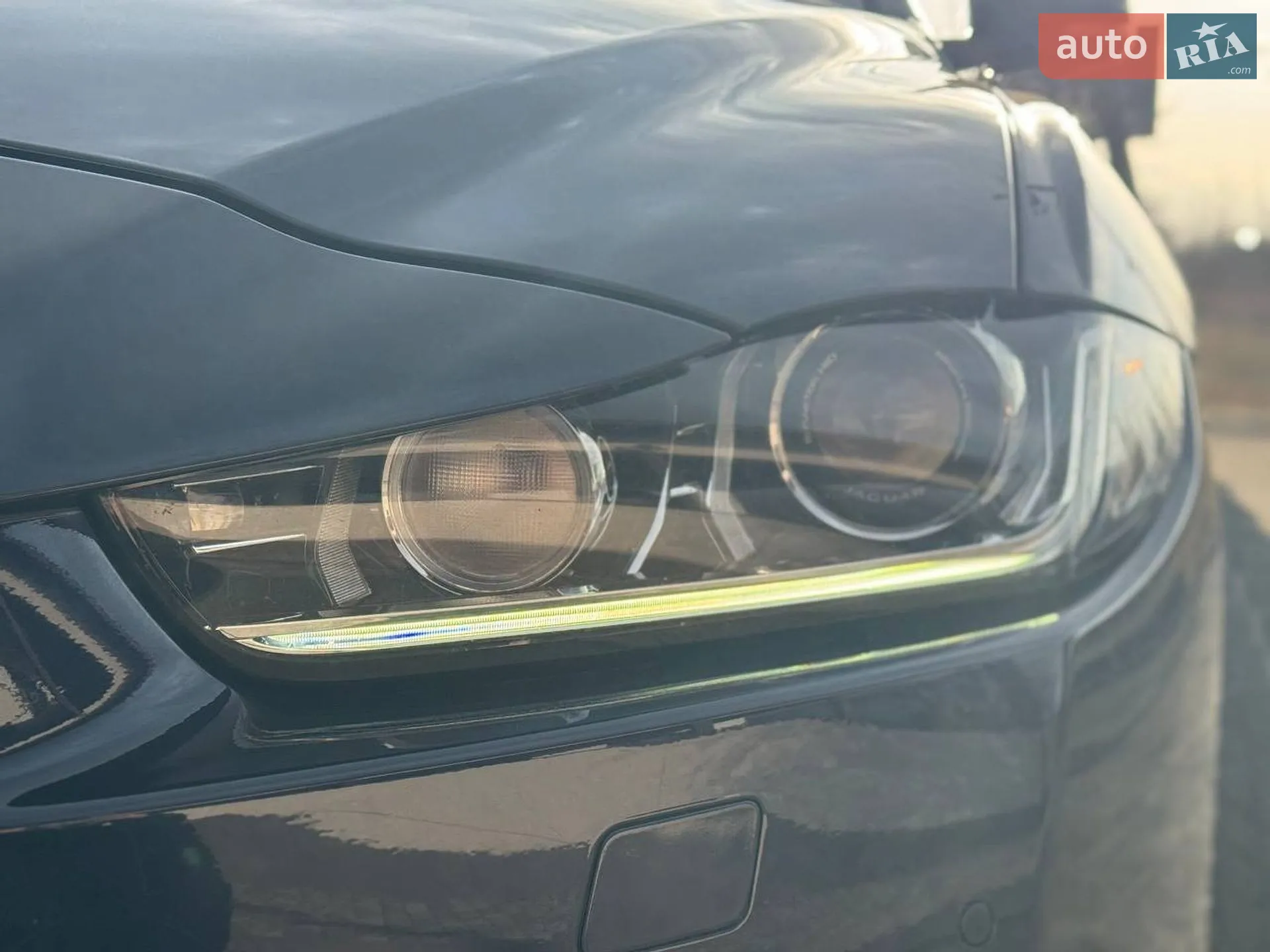 2016 Jaguar XE - мініатюра 17