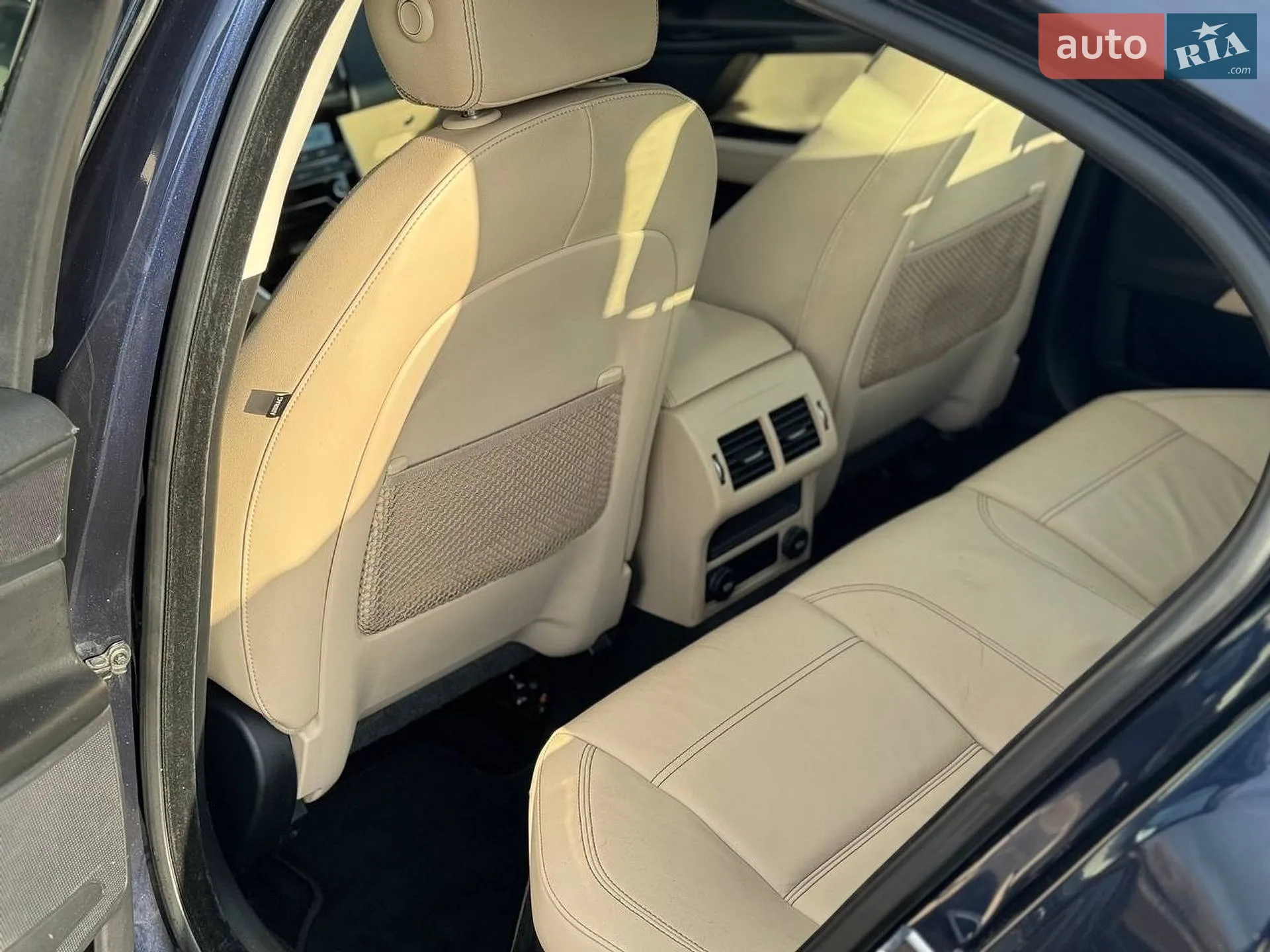 2016 Jaguar XE - мініатюра 32
