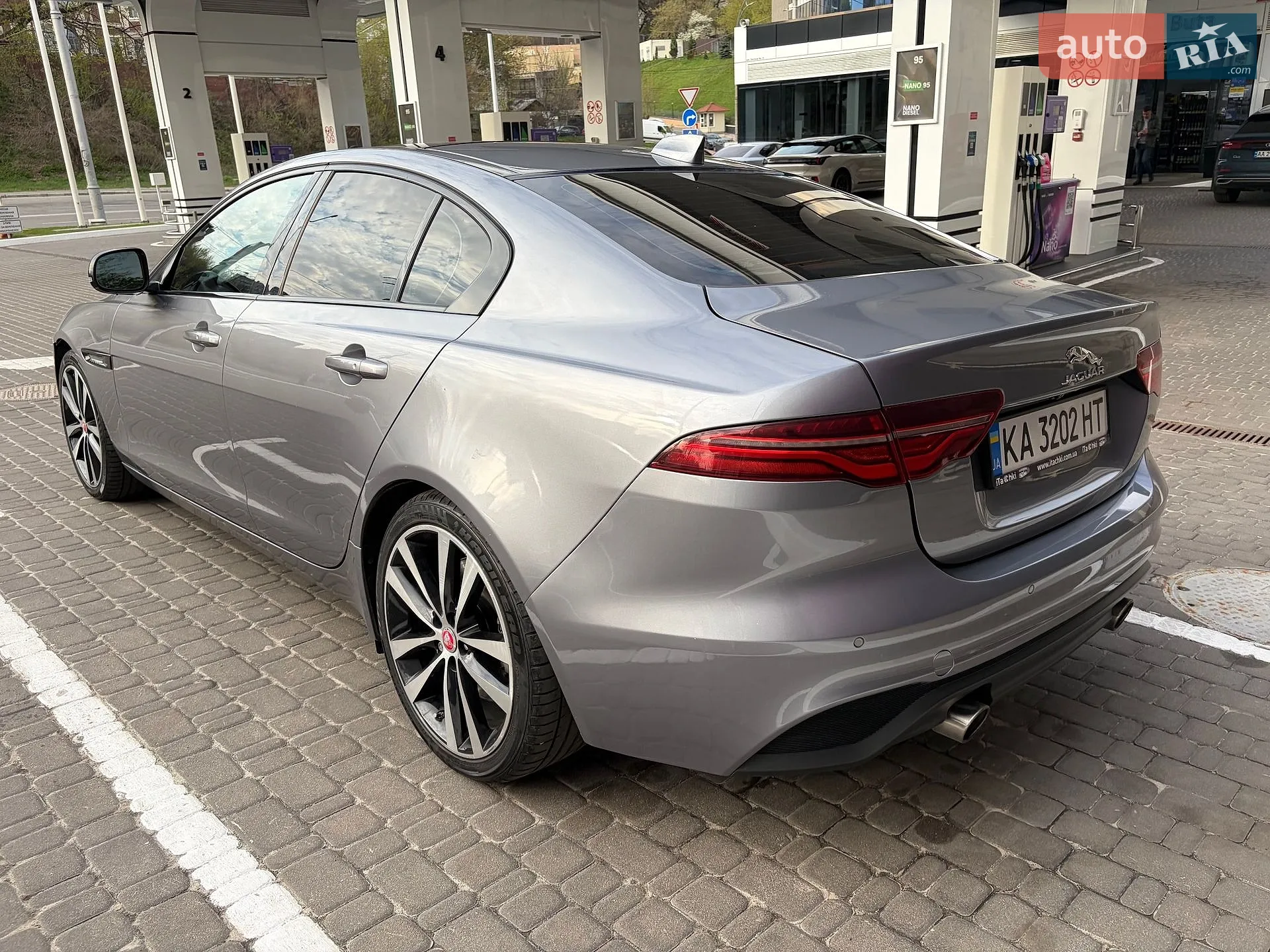 2019 Jaguar XE - мініатюра 7