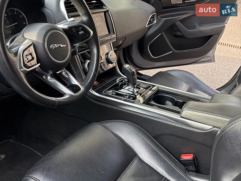 Jaguar XE 2019 VIN SAJAE4FX8LCP56665 фото оголошення 27 з 80