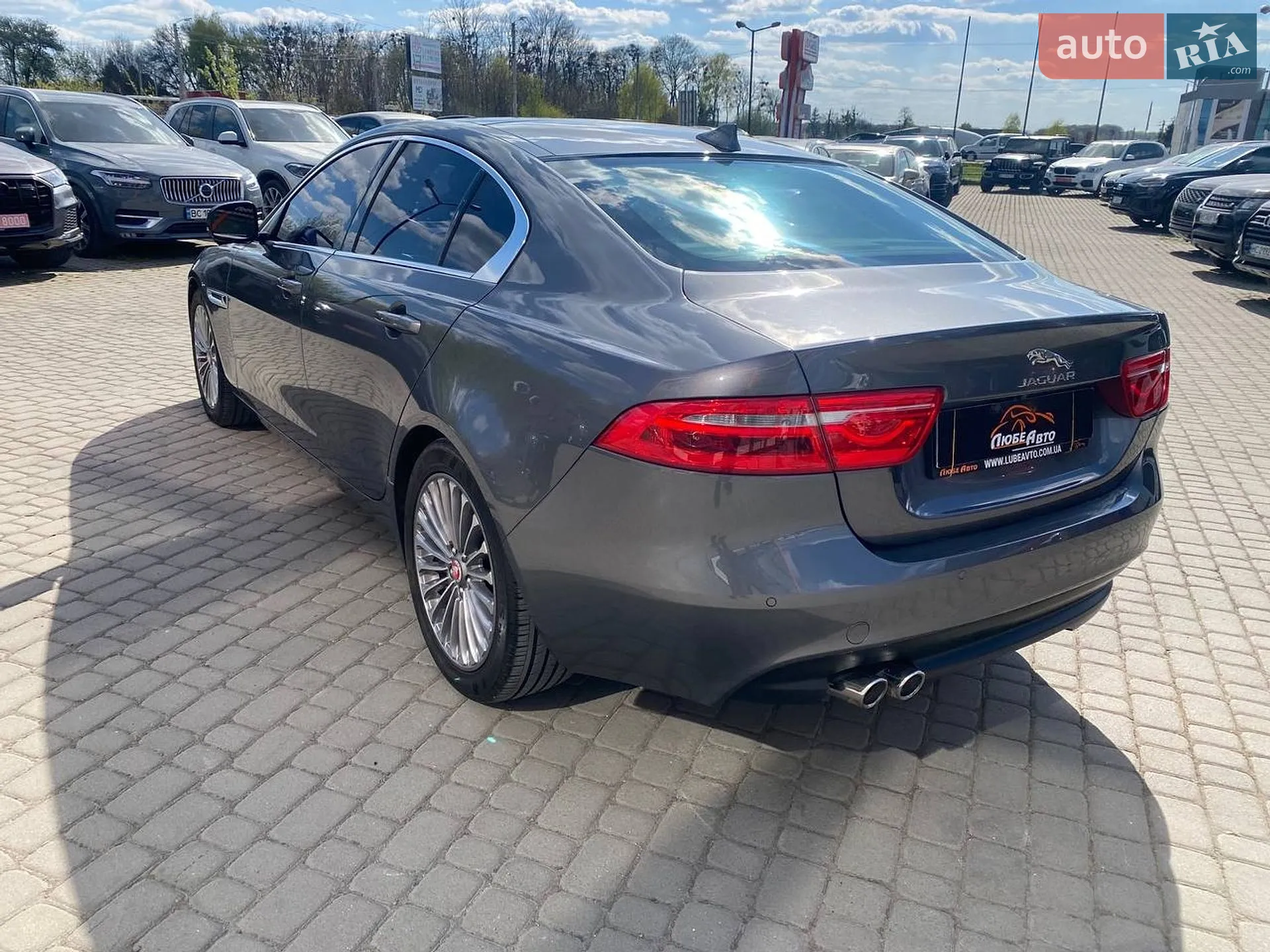 2015 Jaguar XE - мініатюра 5
