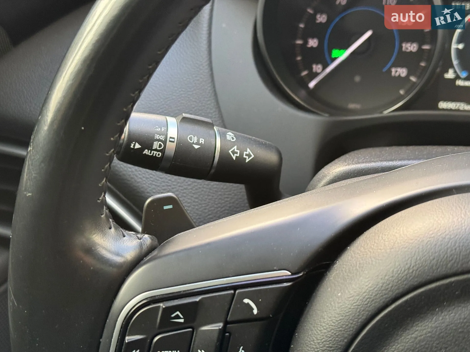 2016 Jaguar XE - мініатюра 47