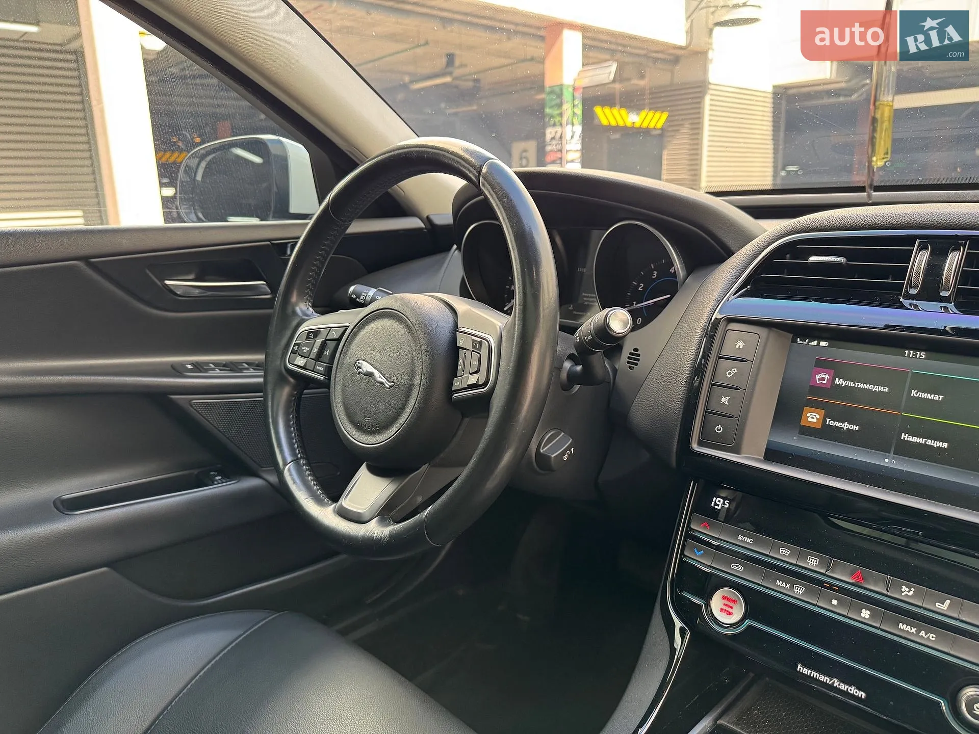 2016 Jaguar XE - мініатюра 63