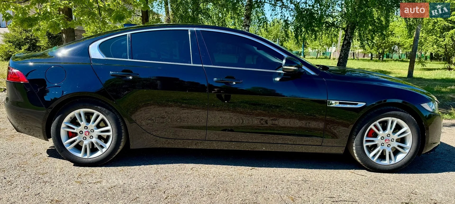 2016 Jaguar XE - мініатюра 15