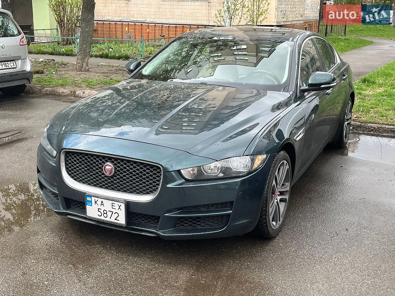 2016 Jaguar XE - мініатюра 35