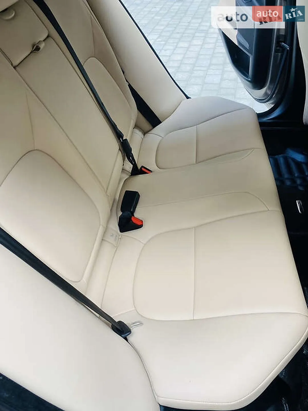 2016 Jaguar XE - мініатюра 10