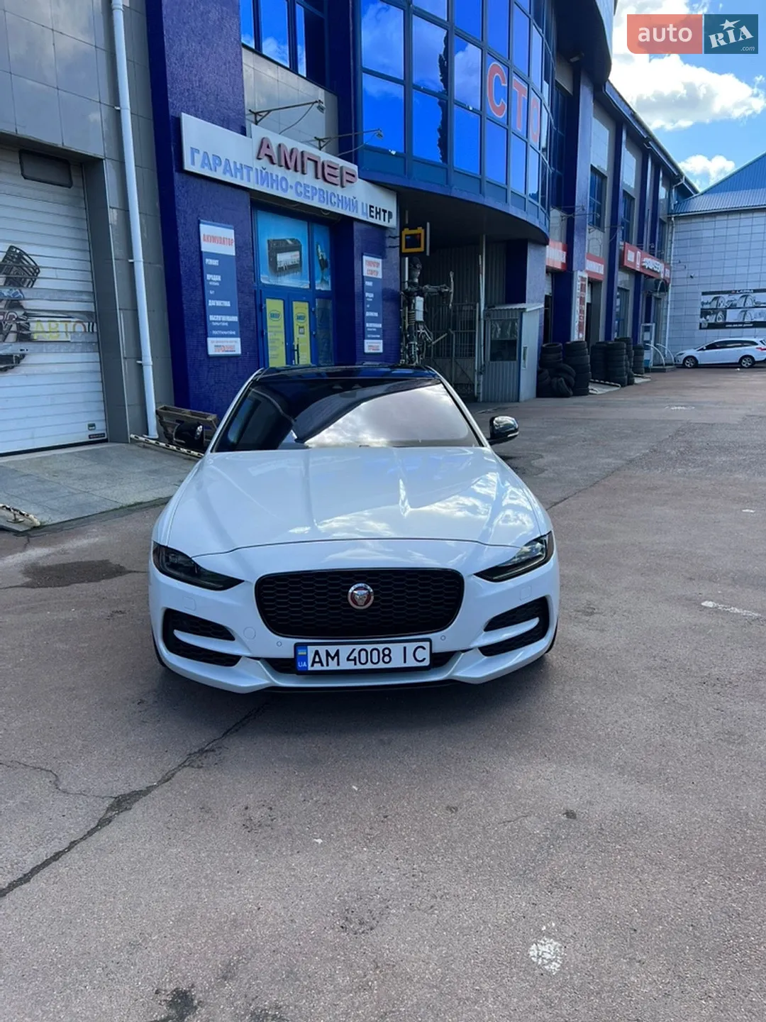 2019 Jaguar XE - мініатюра 6