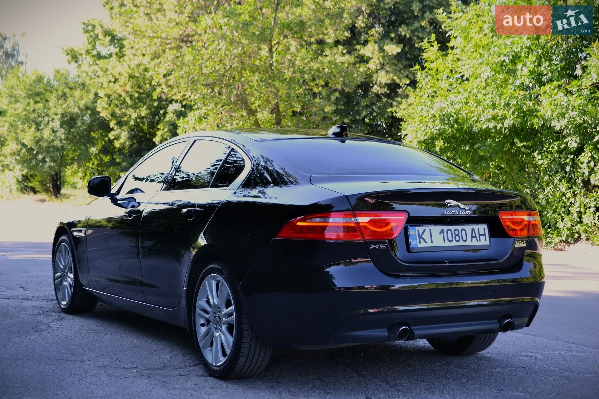 2018 Jaguar XE - мініатюра 5