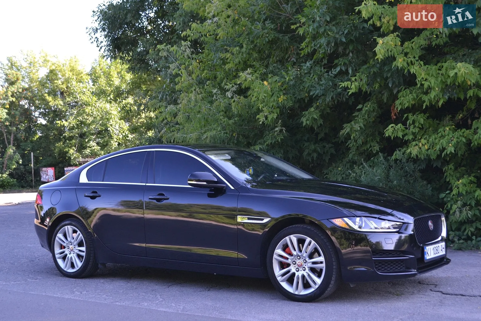 2018 Jaguar XE - мініатюра 9