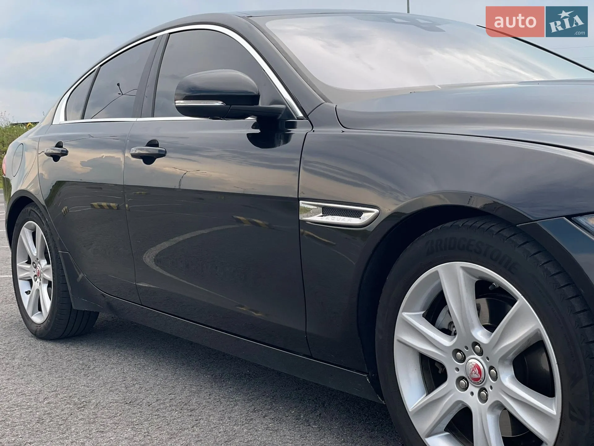 2016 Jaguar XE - мініатюра 30