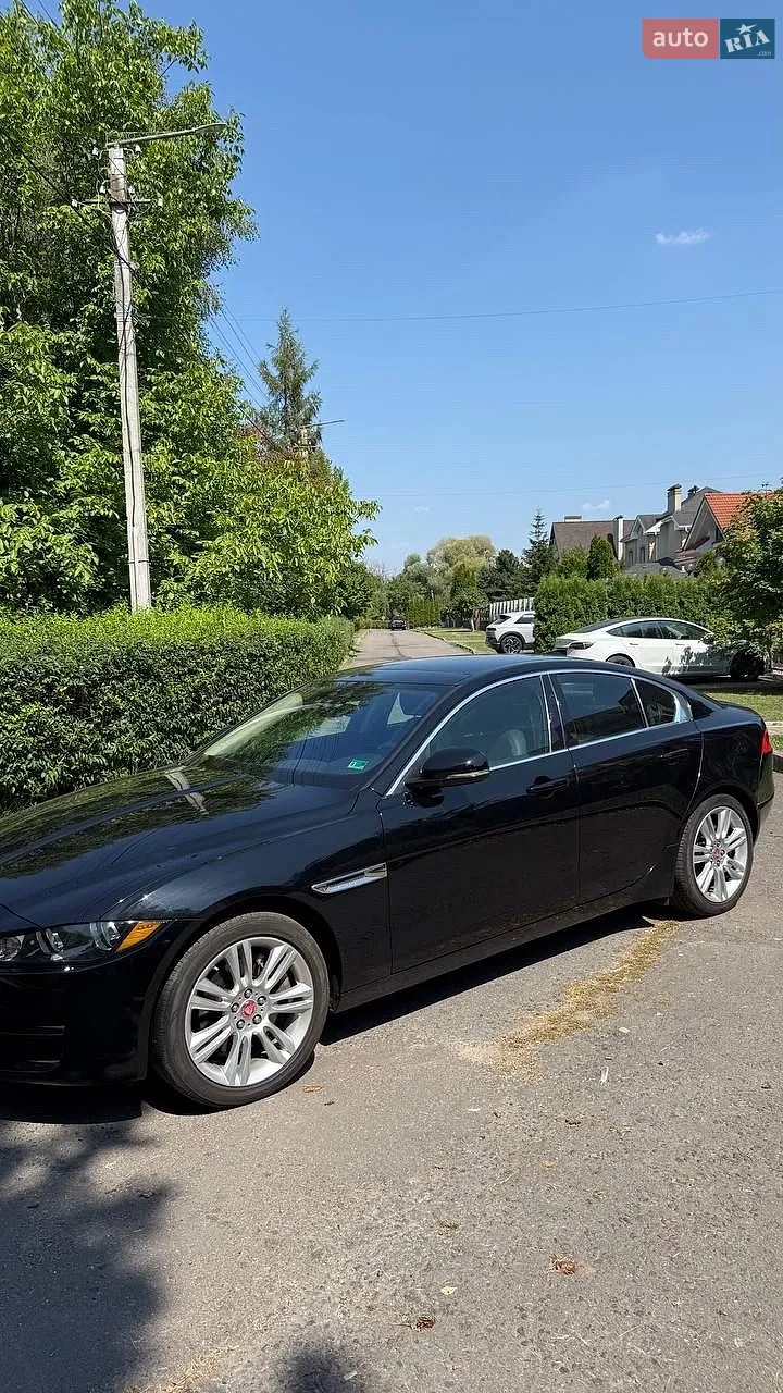 2019 Jaguar XE - мініатюра 6