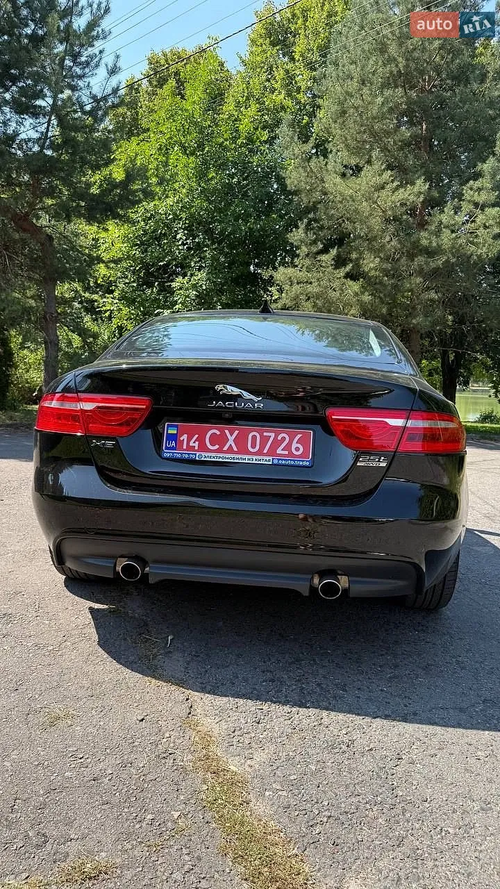 2019 Jaguar XE - мініатюра 10