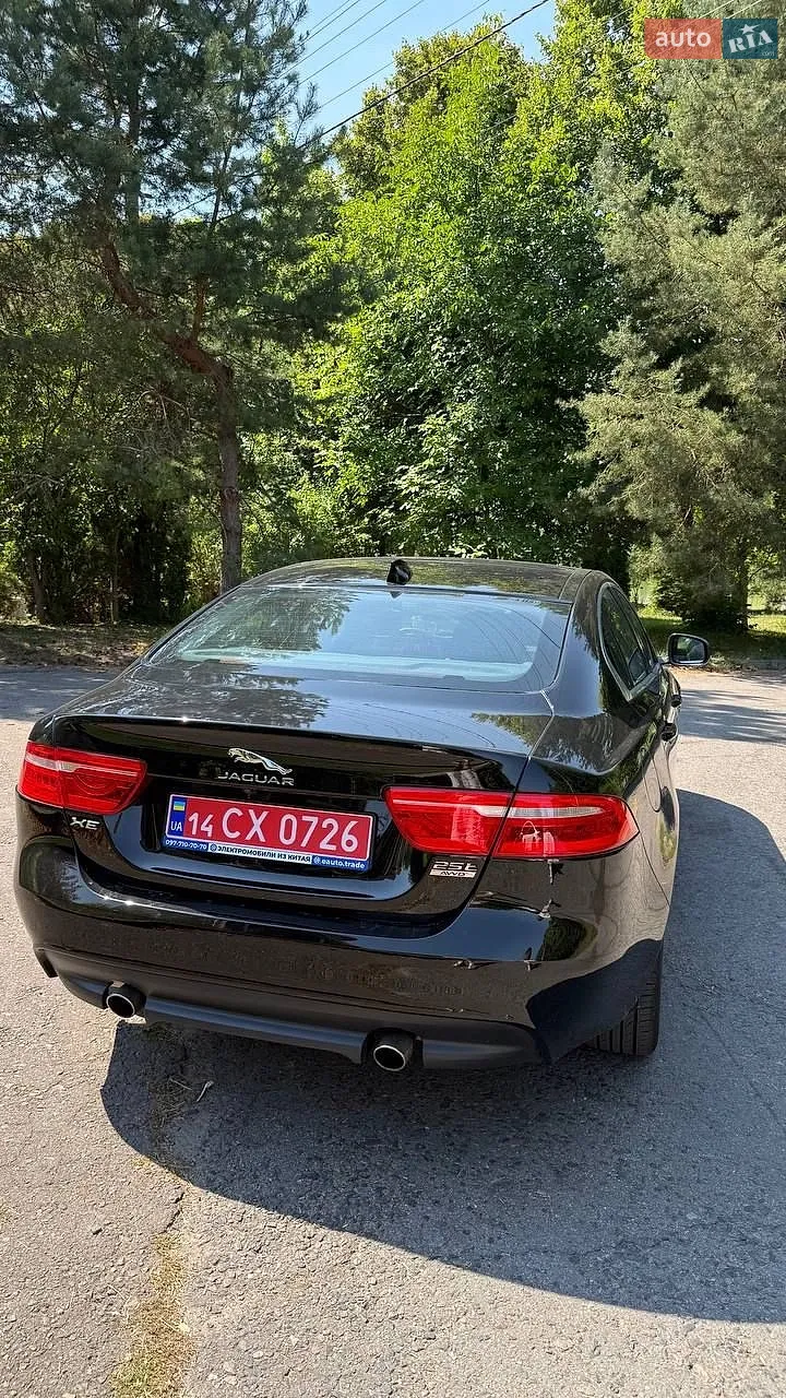 2019 Jaguar XE - мініатюра 9