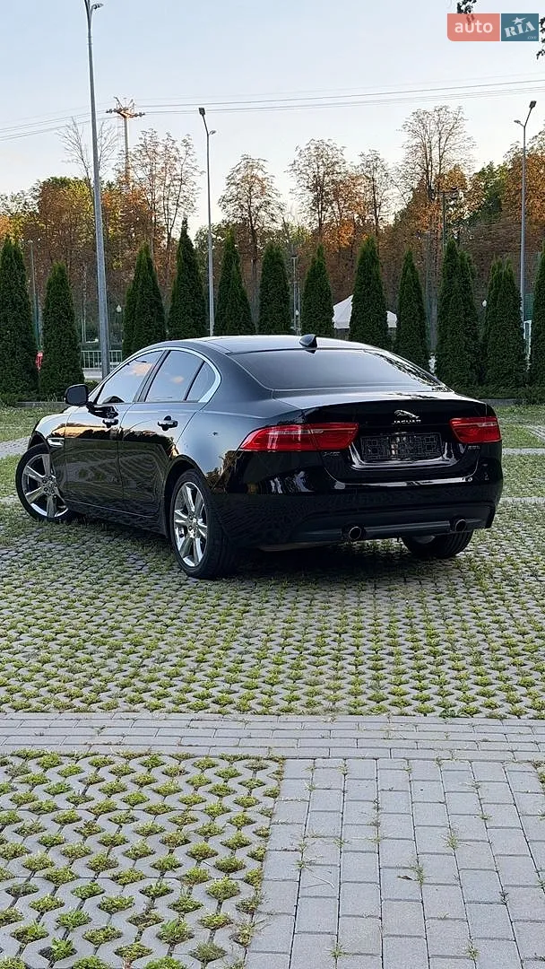 2017 Jaguar XE - мініатюра 7