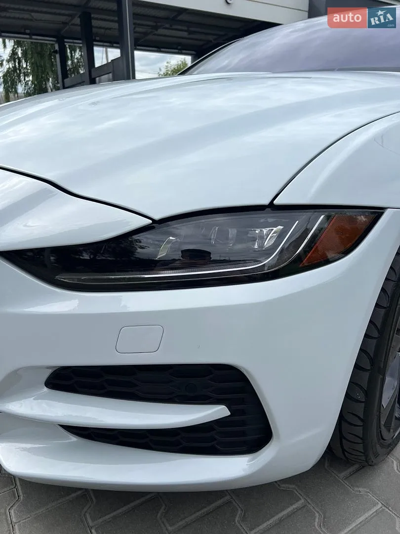 2019 Jaguar XE - мініатюра 7