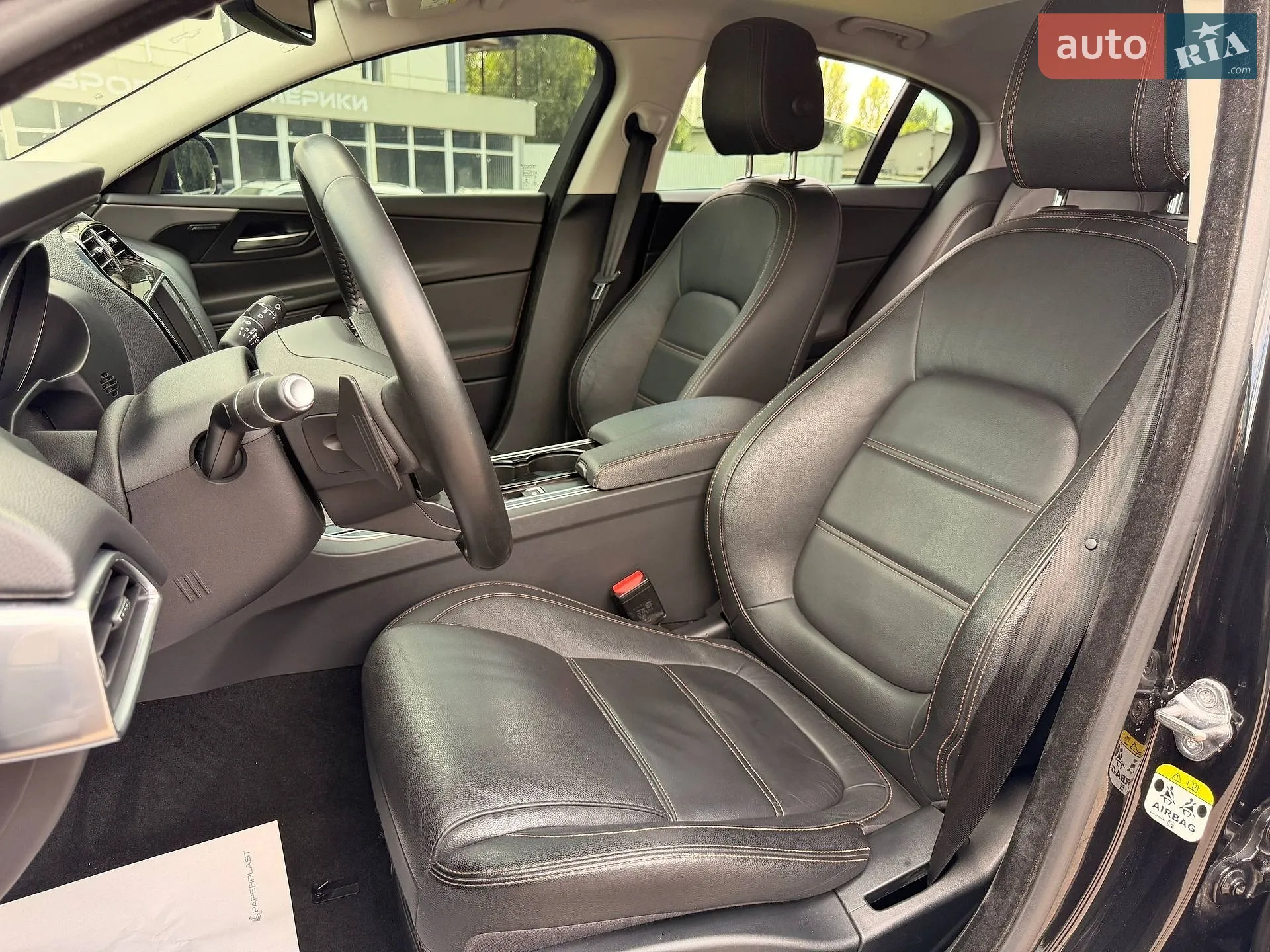 2015 Jaguar XE - мініатюра 9
