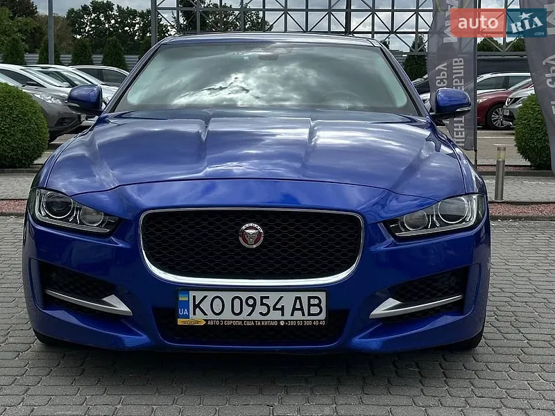 Jaguar XE 2016