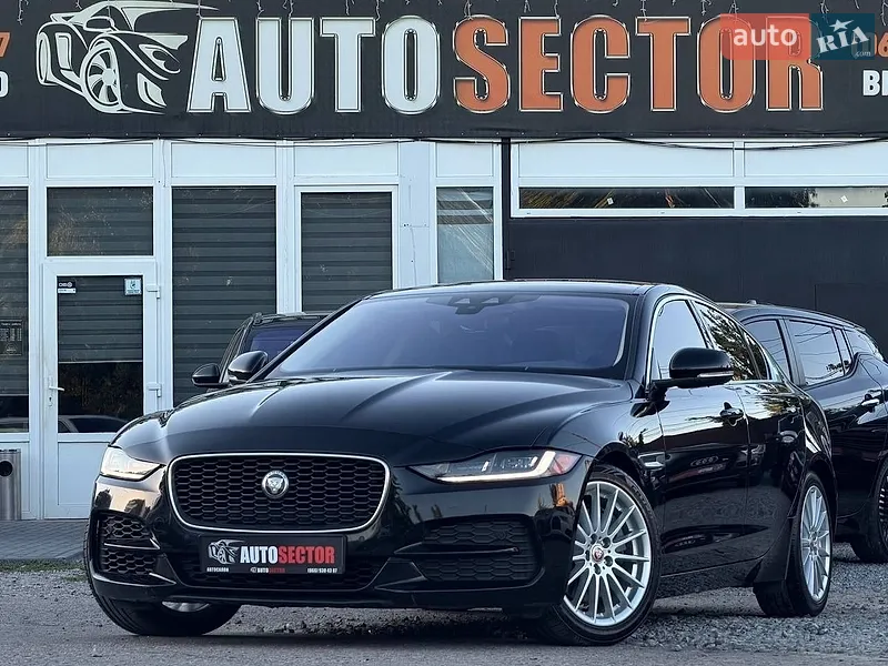 Jaguar XE 2020