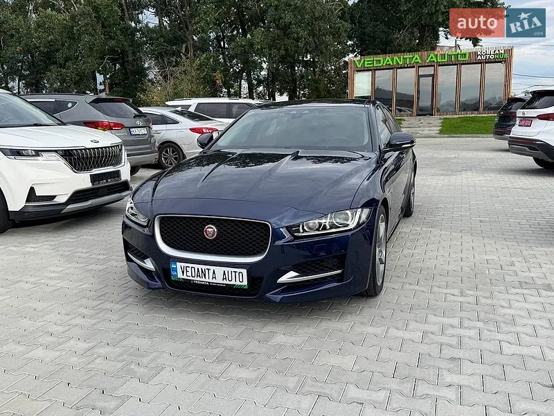 Jaguar XE 2016