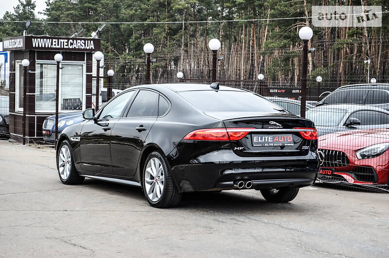 Седан Jaguar XF 2016 в Києві