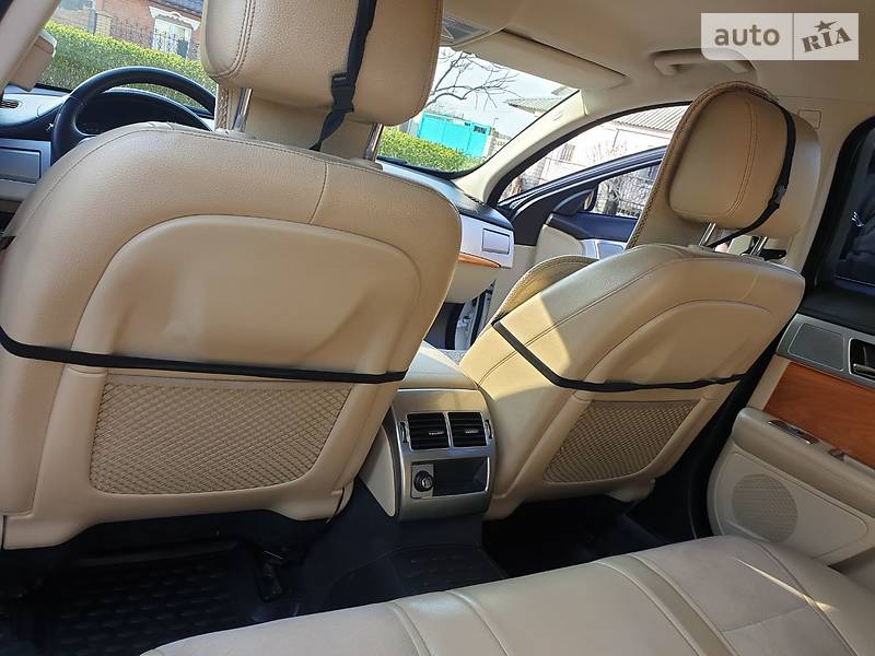 Седан Jaguar XF 2012 в Харкові