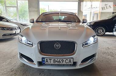 Седан Jaguar XF 2013 в Коломые