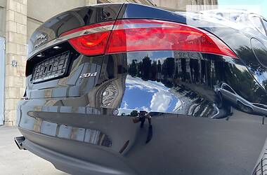 Седан Jaguar XF 2016 в Харькове